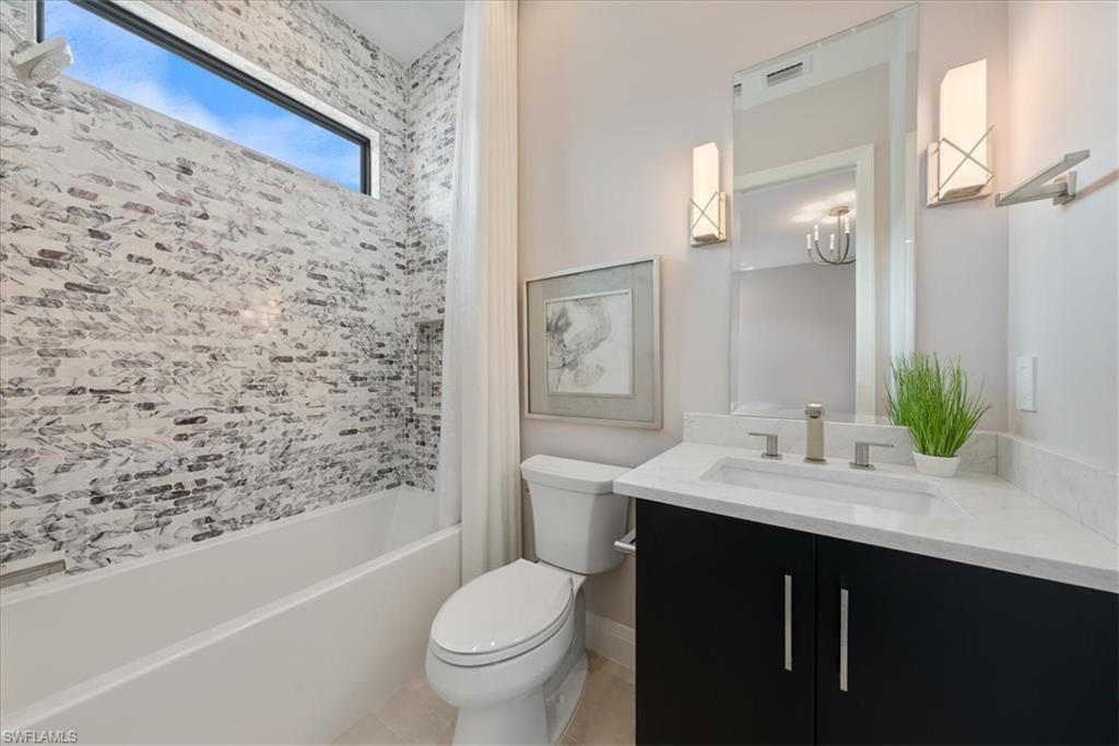 NAPLES PARK - Residential