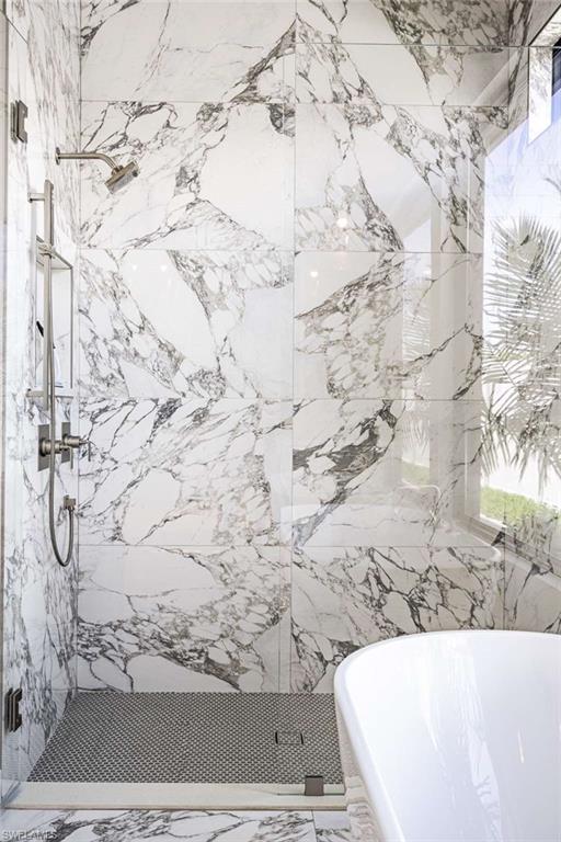 NAPLES PARK - Residential