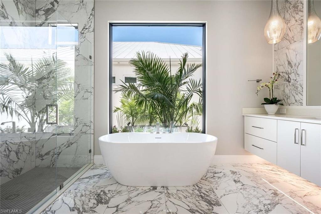 NAPLES PARK - Residential