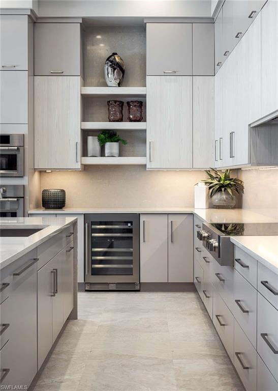 NAPLES PARK - Residential