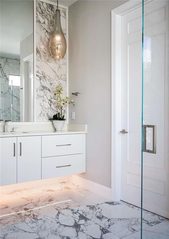 NAPLES PARK - Residential