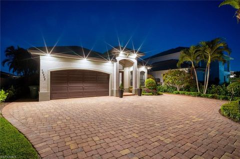 10340 Vanderbilt DR NAPLES FL 34108