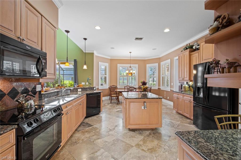 INDIGO LAKES - Residential