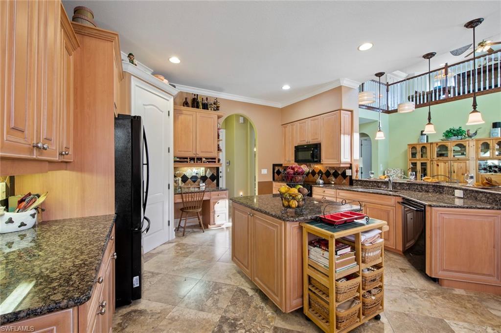 INDIGO LAKES - Residential