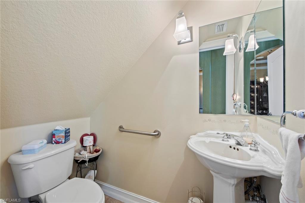 INDIGO LAKES - Residential