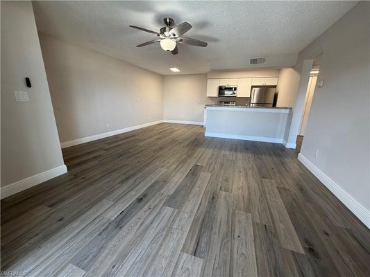 5325 SUMMERLIN RD APT 2512, FORT MYERS, FL 33919 - Image 35dfe3465f04e09b9ef9a6ff5d39beff/3694857232