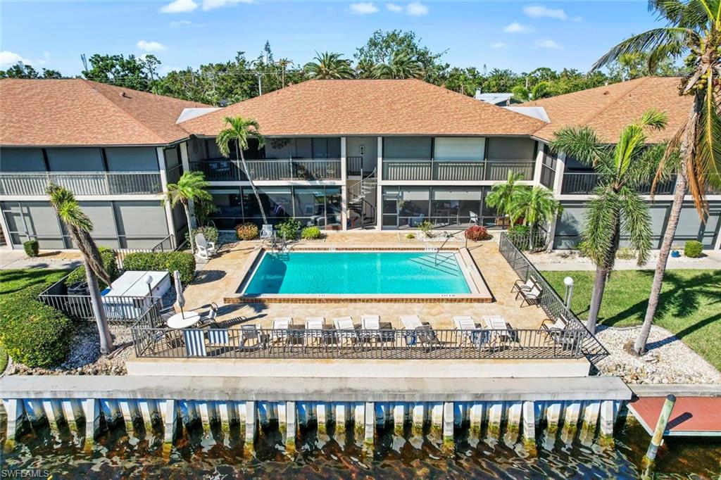 COUNTRY CLUB PLACE CONDO - Residential