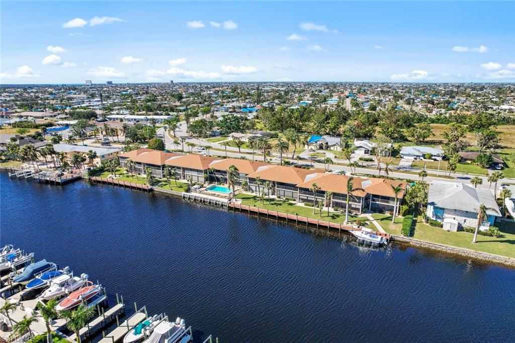 COUNTRY CLUB PLACE CONDO - Residential