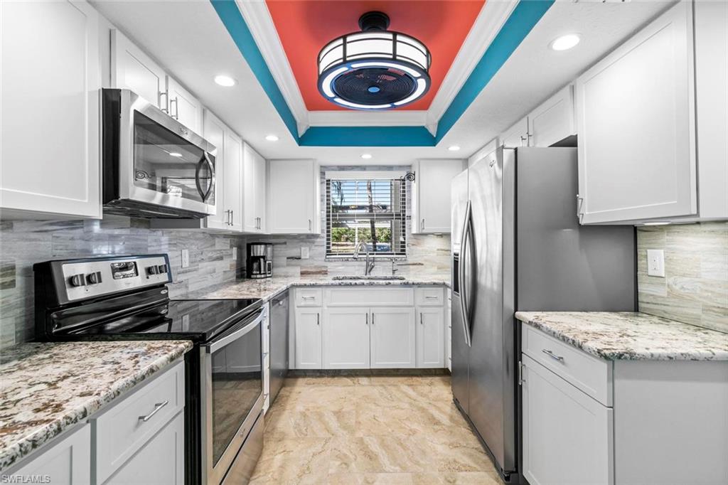 COUNTRY CLUB PLACE CONDO - Residential