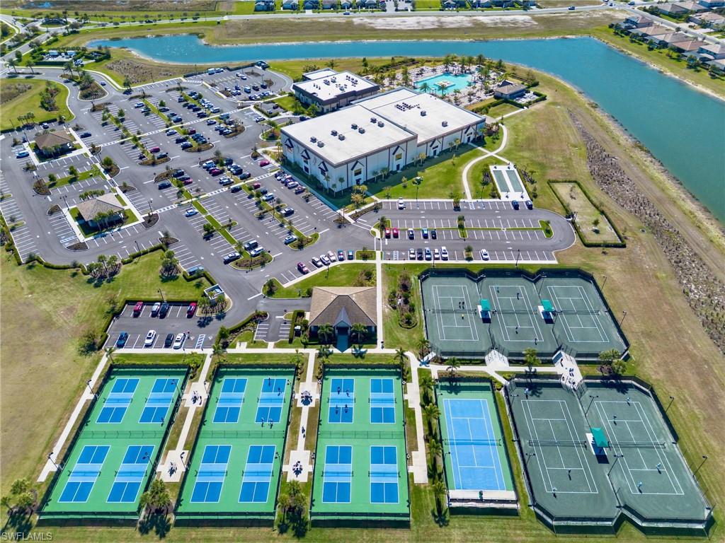 VERDANA VILLAGE - Residential