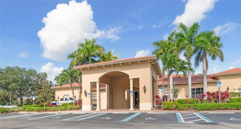 VALENCIA COUNTRY CLUB - Residential