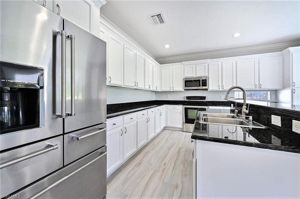 VALENCIA COUNTRY CLUB - Residential