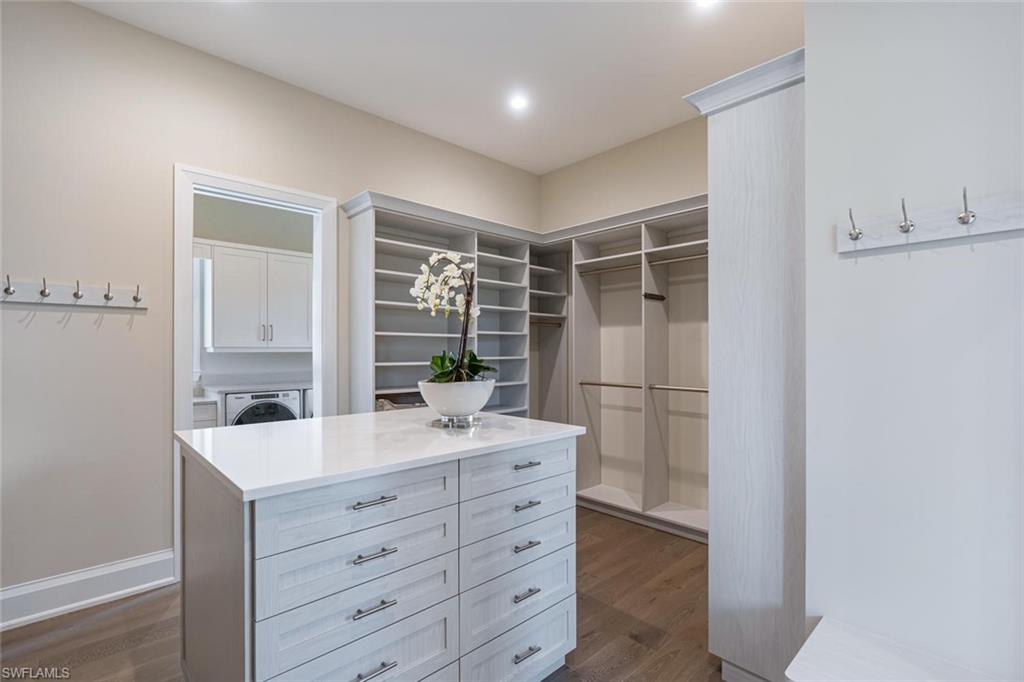 PINECREST AT PELICAN BAY - Residential