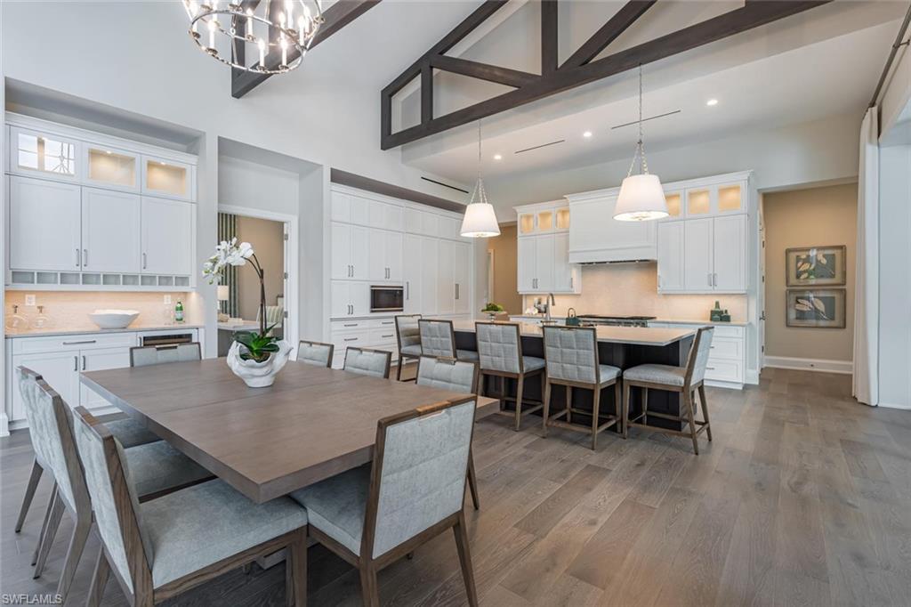 PINECREST AT PELICAN BAY - Residential