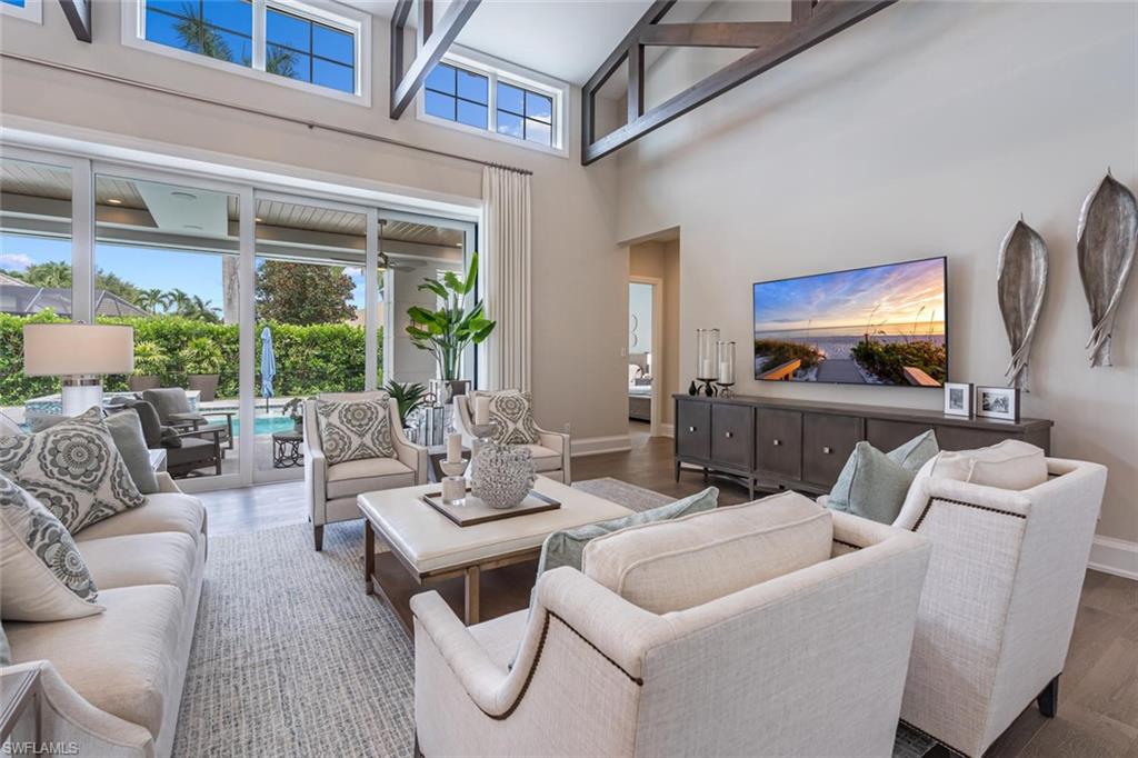 PINECREST AT PELICAN BAY - Residential