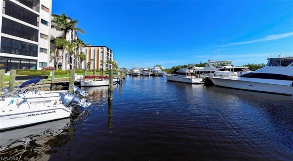 PARKWAY CONDO - Residential