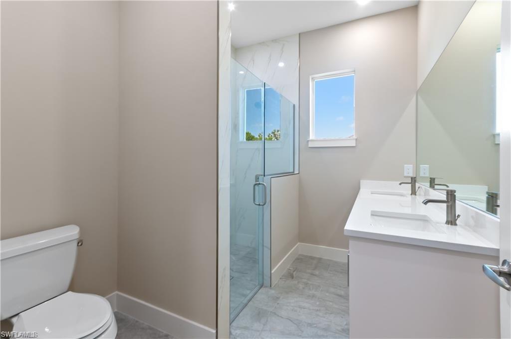 PARROT CAY - Residential