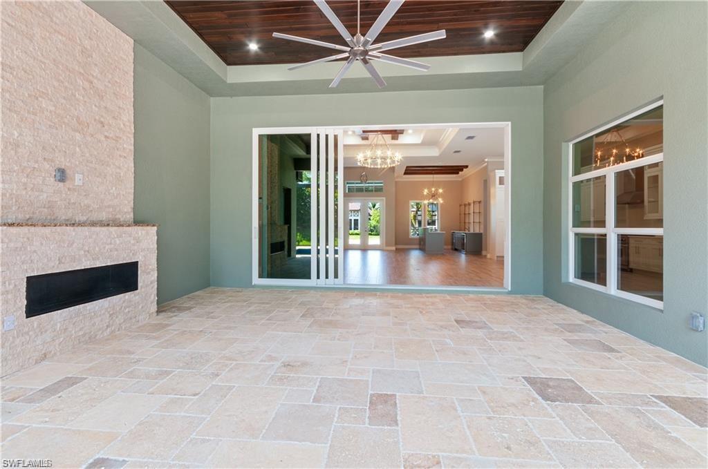 PARROT CAY - Residential