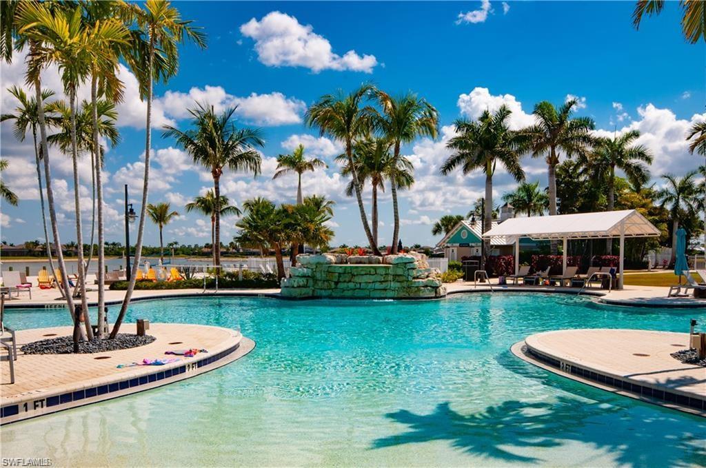 PARROT CAY - Residential