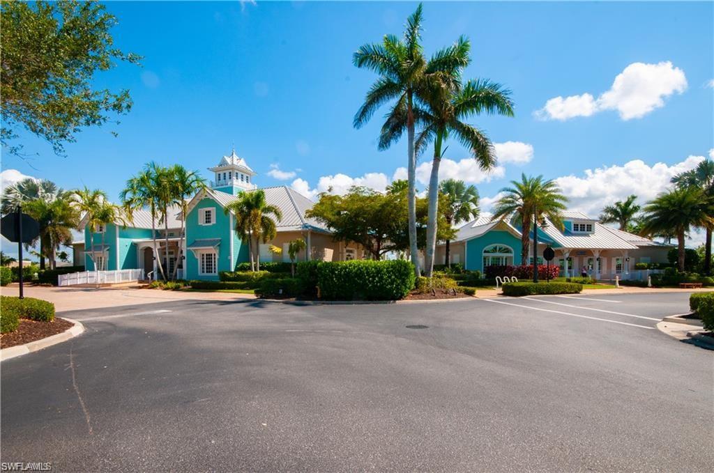 PARROT CAY - Residential