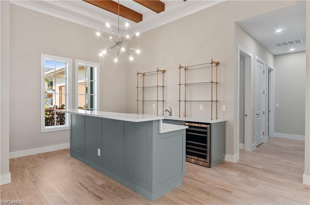 PARROT CAY - Residential