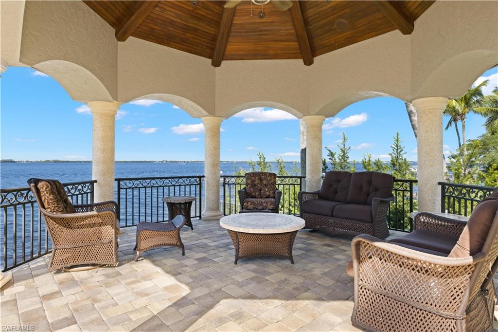 RIVERSIDE - Residential