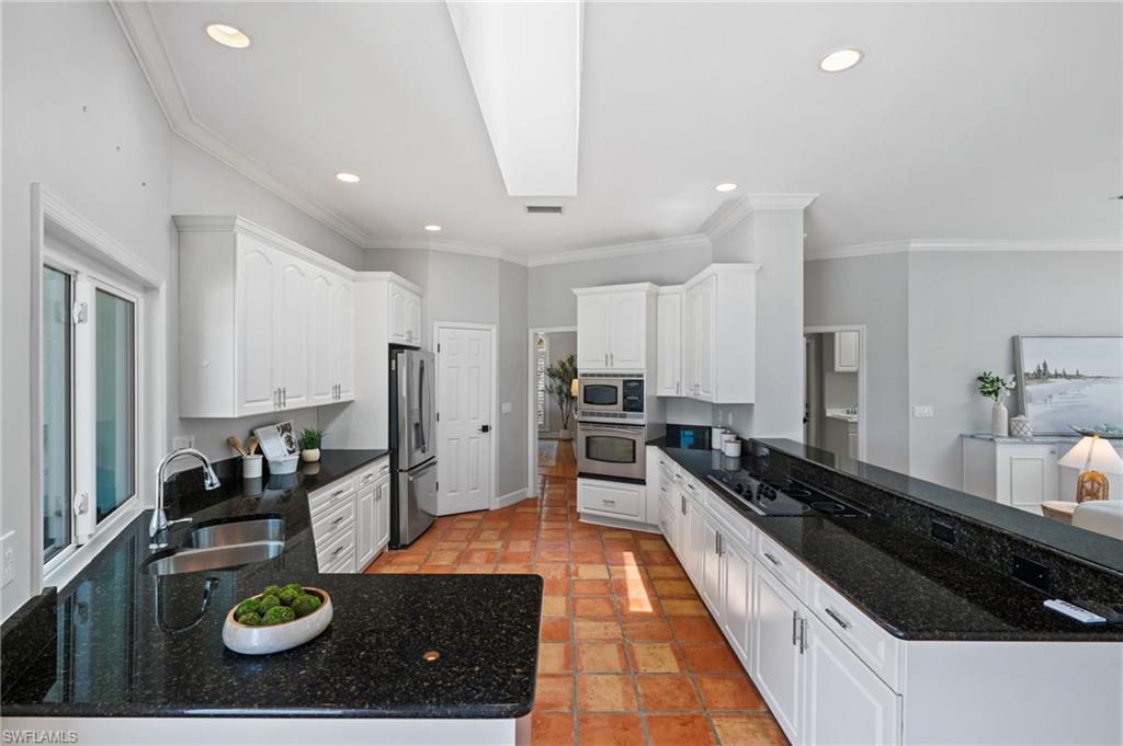 IMPERIAL GOLF ESTATES - Residential