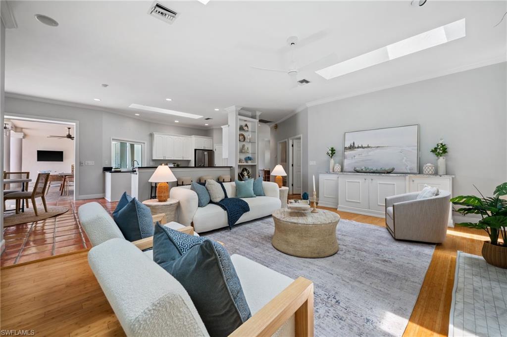 IMPERIAL GOLF ESTATES - Residential