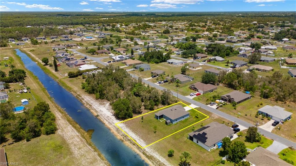 MIRROR LAKES - Residential