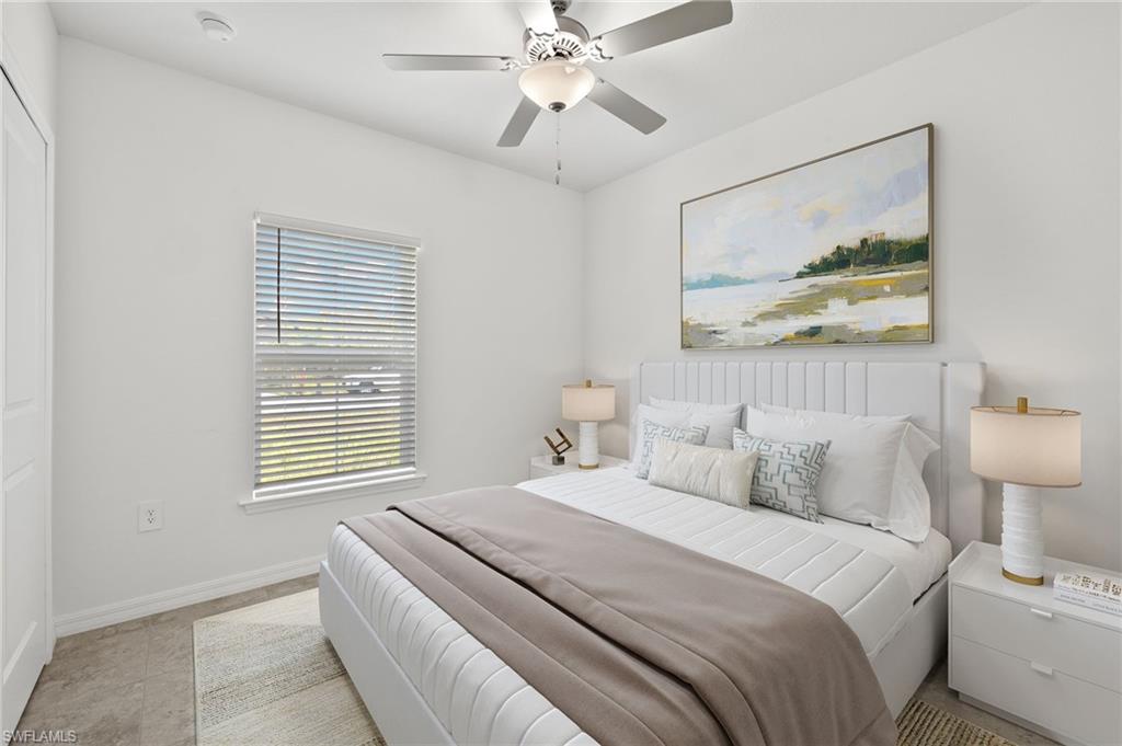 MIRROR LAKES - Residential