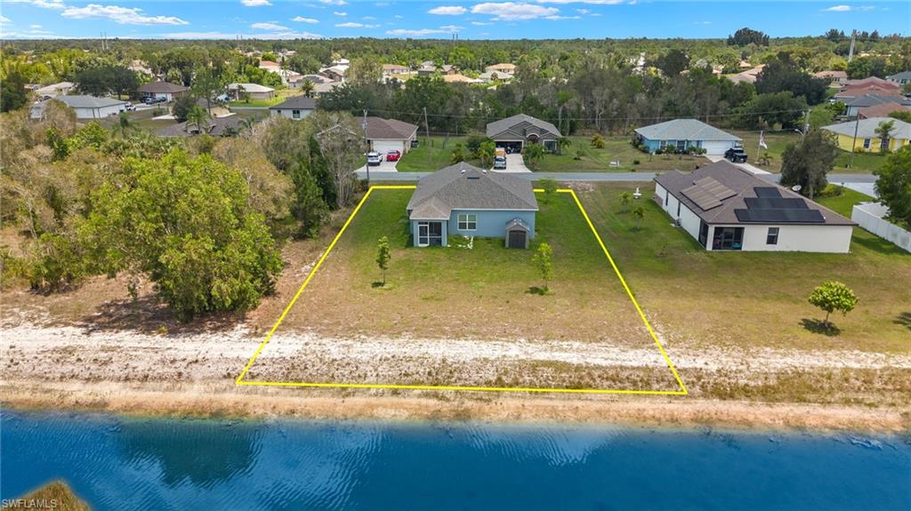 MIRROR LAKES - Residential