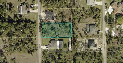 808 Jackson AVE LEHIGH ACRES FL 33972