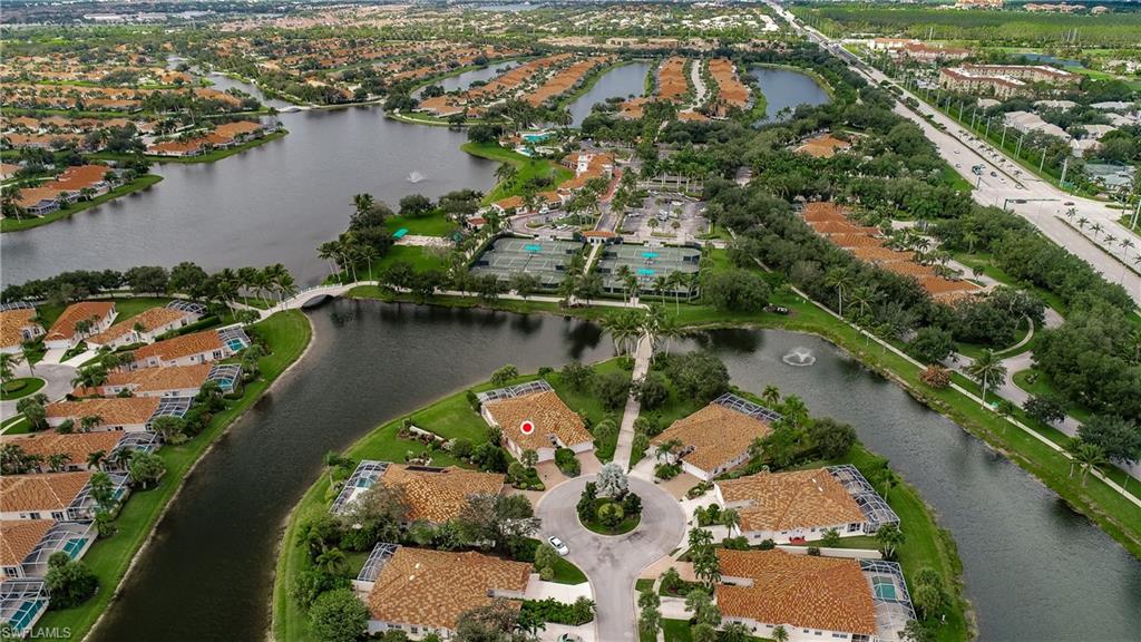 VILLAGE WALK - Residential