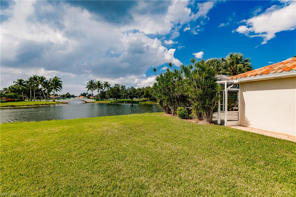 VILLAGE WALK - Residential