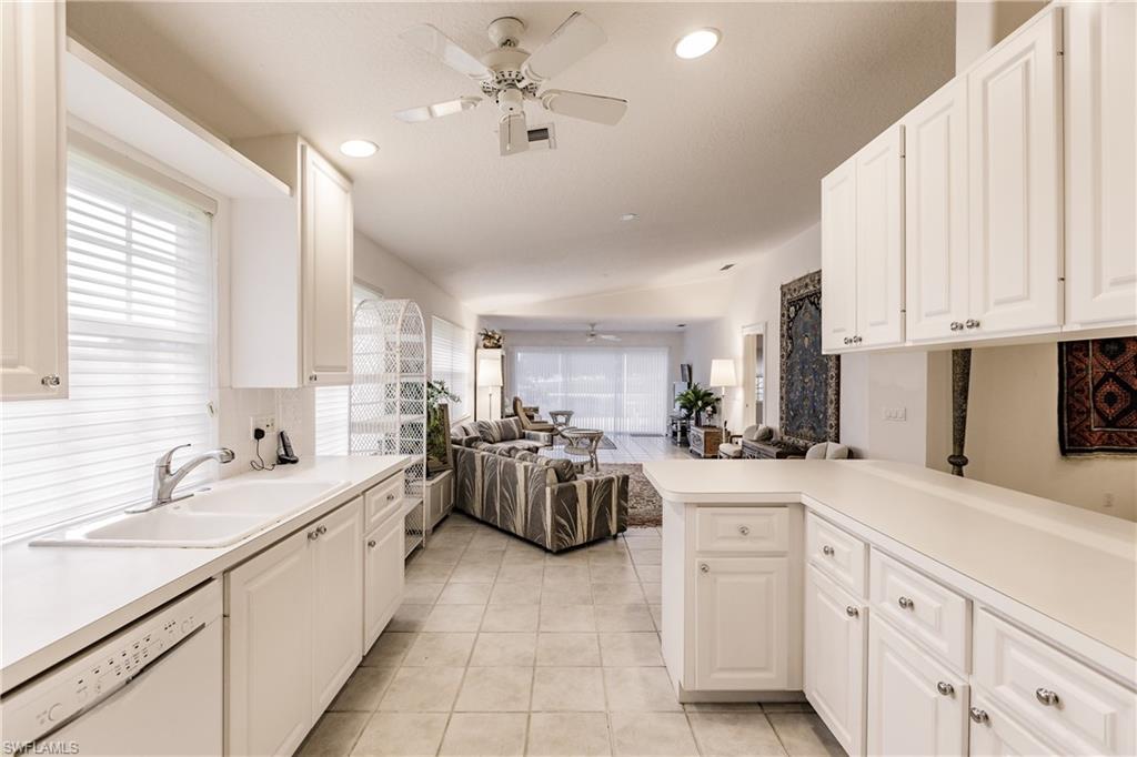 VILLAGE WALK - Residential