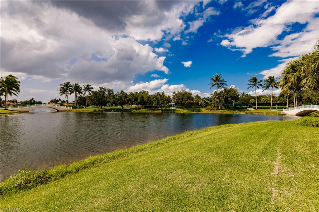 VILLAGE WALK - Residential