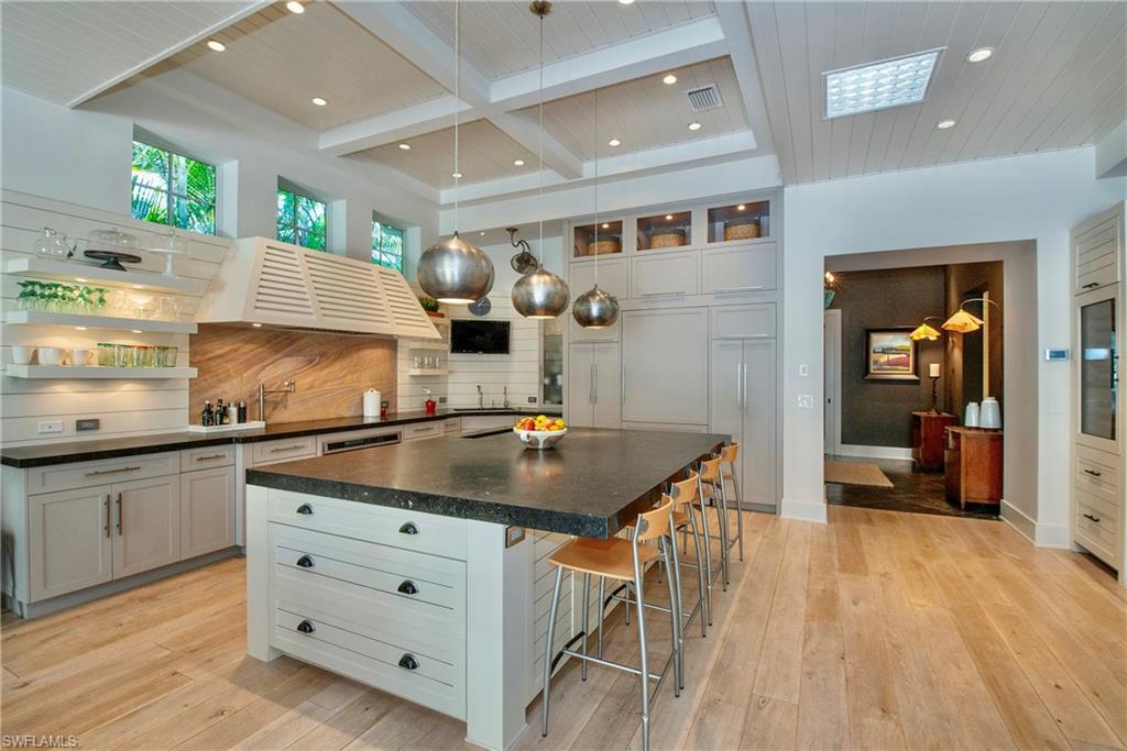 OLDE NAPLES - Residential