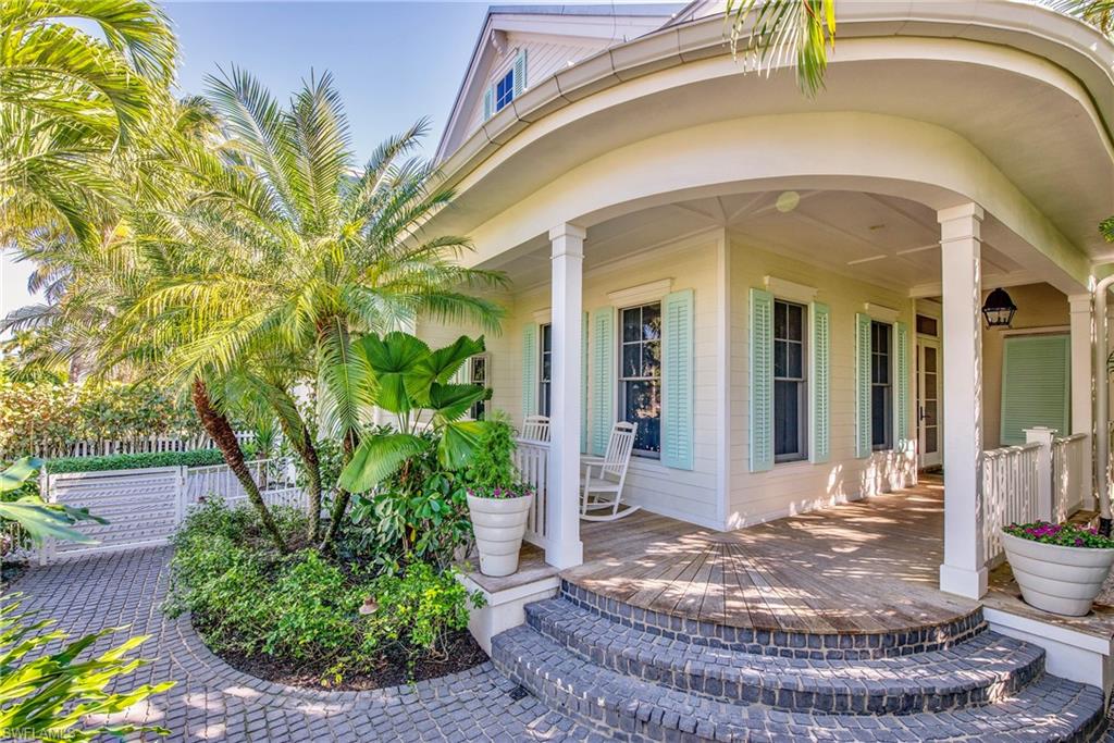 OLDE NAPLES - Residential