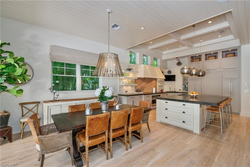 OLDE NAPLES - Residential