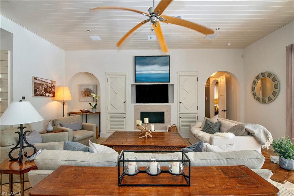 OLDE NAPLES - Residential