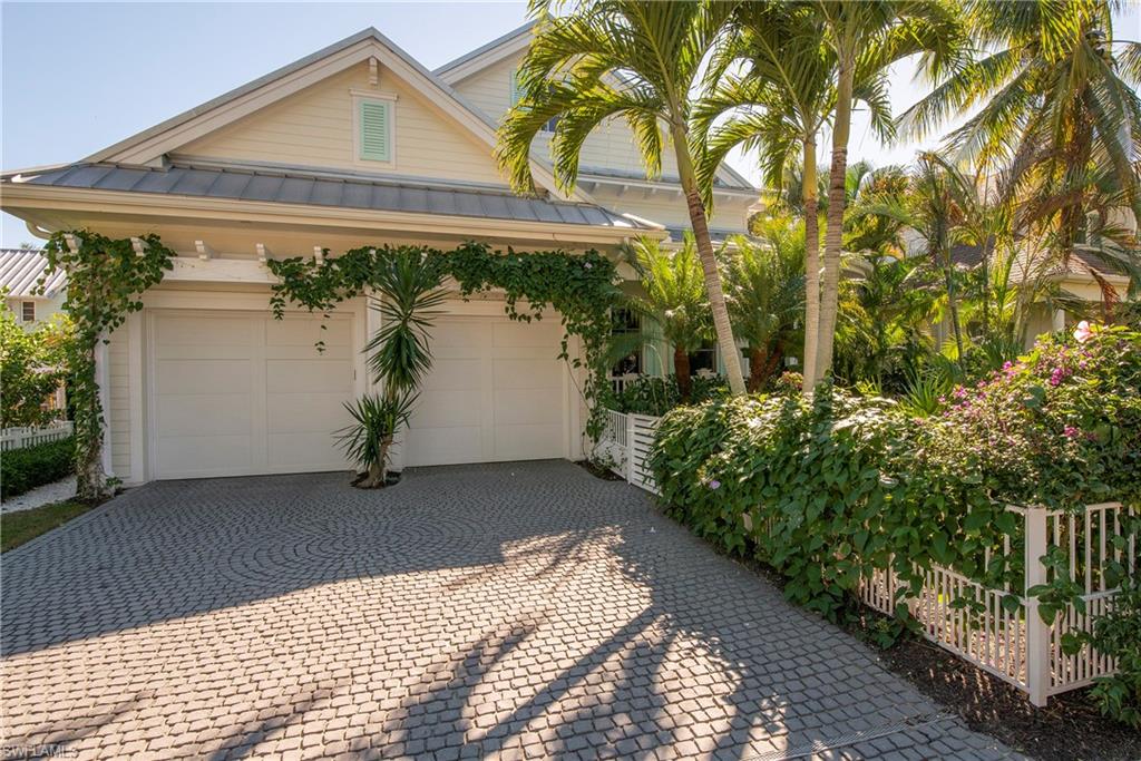 OLDE NAPLES - Residential