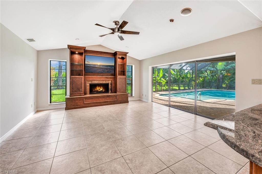 IMPERIAL GOLF ESTATES - Residential