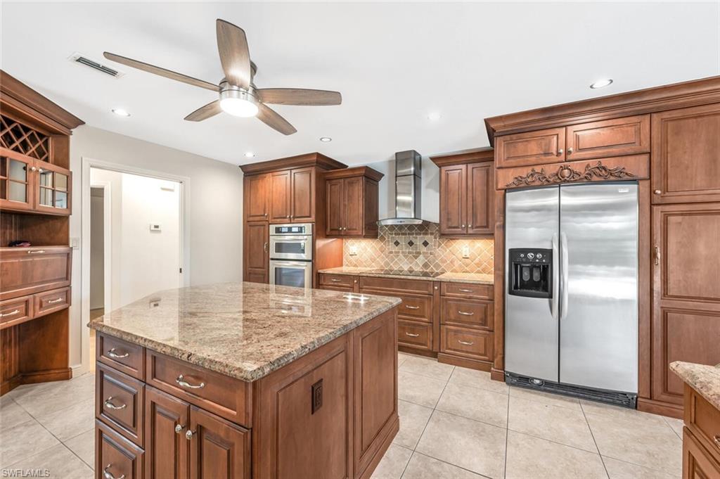 IMPERIAL GOLF ESTATES - Residential