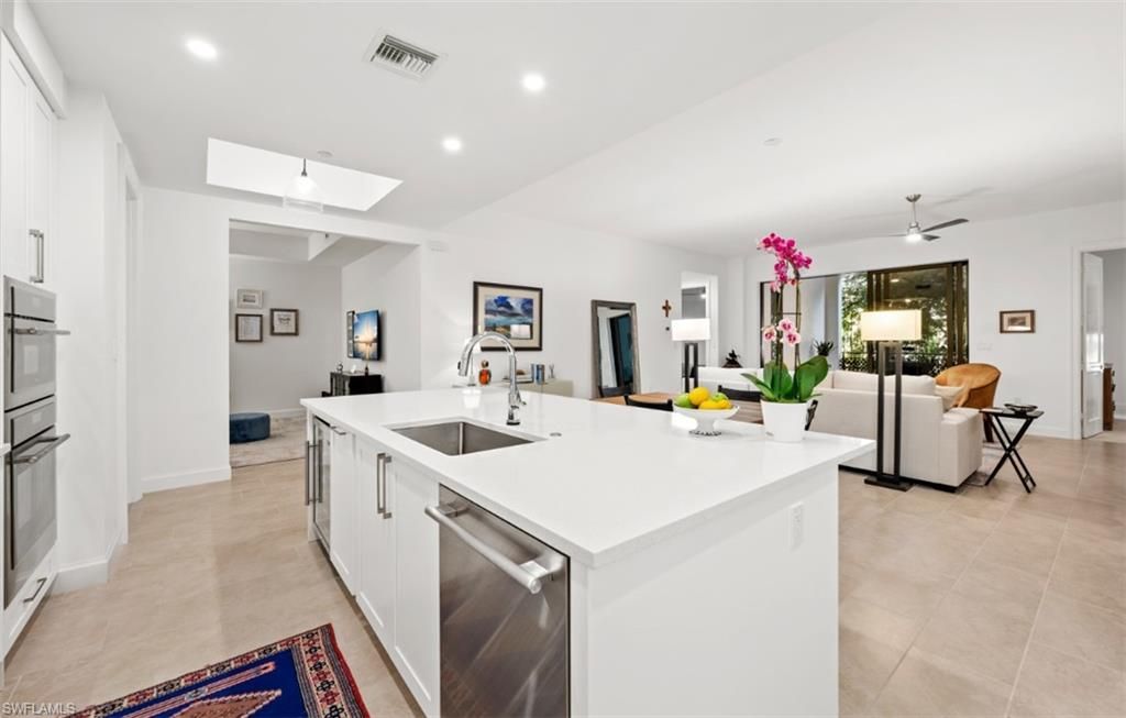 Photo of 1125 Central AVE #261, NAPLES, FL 34102 (MLS # 2025018324)