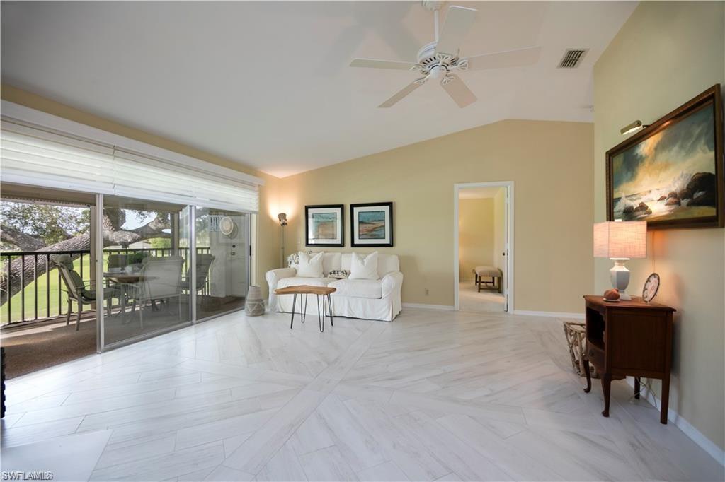 HIDDEN OAKS - Residential