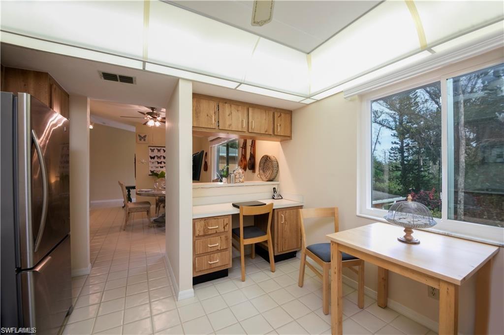 HIDDEN OAKS - Residential