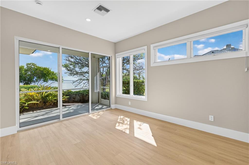 BUTTONWOOD HARBOR - Residential