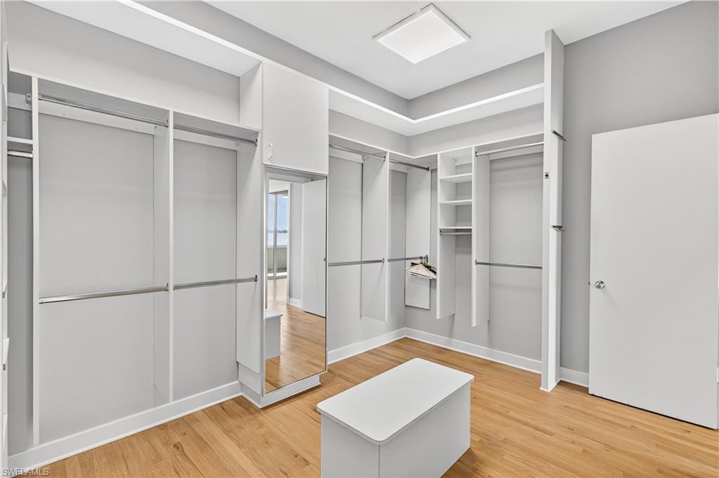 BUTTONWOOD HARBOR - Residential