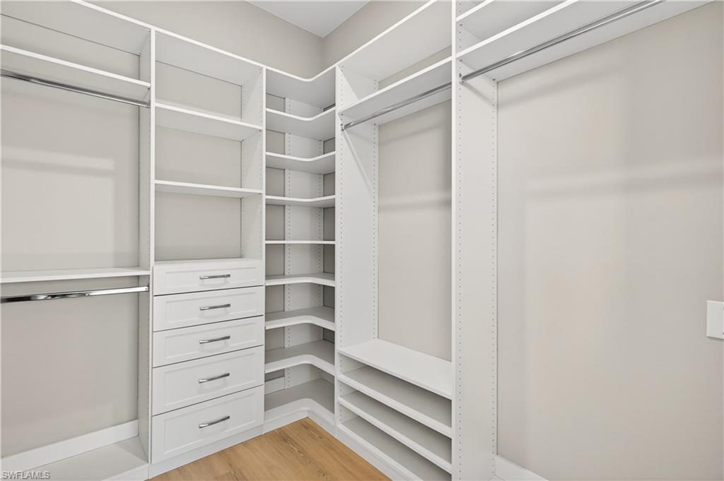 BUTTONWOOD HARBOR - Residential