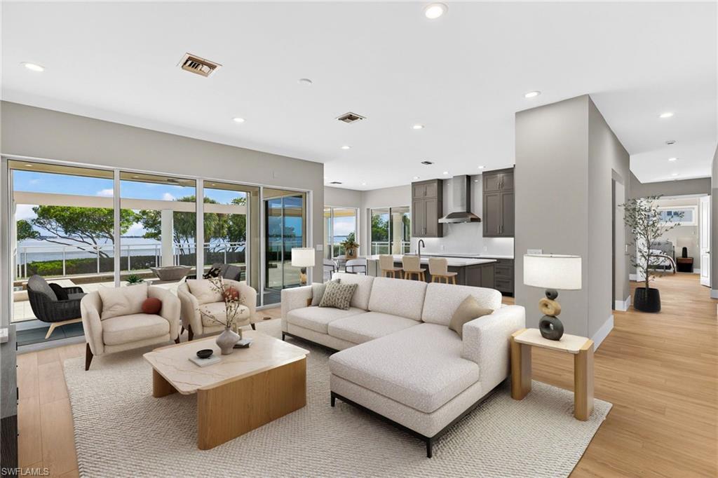 BUTTONWOOD HARBOR - Residential